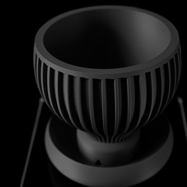 Novanest__Planter__Black