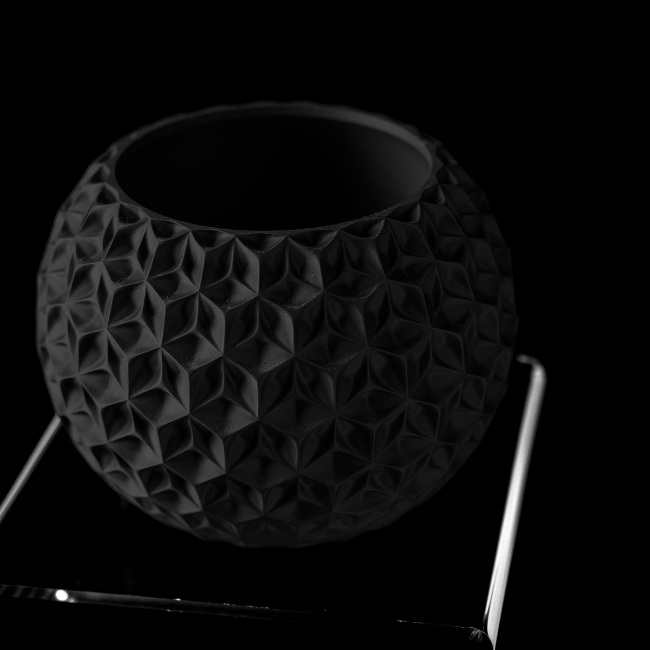 Obsidian-Nest__table-planter__Black