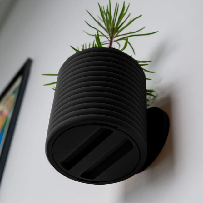 Wall-Planter__Nupot__Black