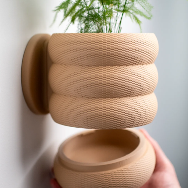 Terra-Loop__Wall-Planter__Beige